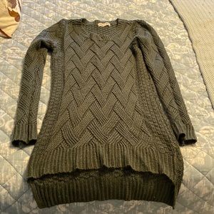 Sweater from pink rose hunter green